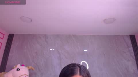 Violetta  online show from 11/16/25, 03:45