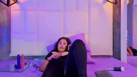 Snapshot of violetta_rose_ chatting on 05/01/26, 11:09 violetta online show from 05/01/26, 11:09