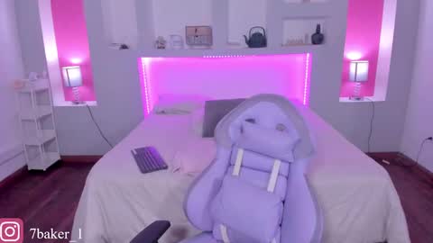 ViolettaBaker online show from 01/31/25, 10:31