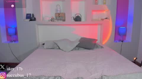 ViolettaBaker online show from 10/09/25, 07:56