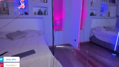 ViolettaBaker online show from 06/18/26, 07:18