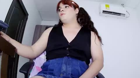 violettacam69 online show from 11/03/25, 10:27