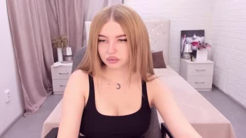 ViolettaOtis online show from 12/12/24, 11:40