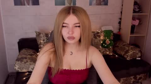 ViolettaOtis online show from 12/13/24, 11:34