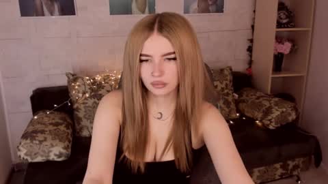 ViolettaOtis online show from 12/23/24, 11:57