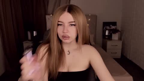 ViolettaOtis online show from 01/16/25, 11:37