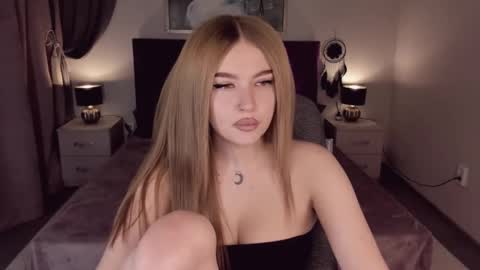 ViolettaOtis online show from 01/22/25, 11:34