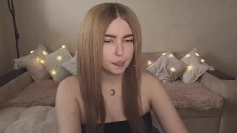 ViolettaOtis online show from 09/25/25, 12:42