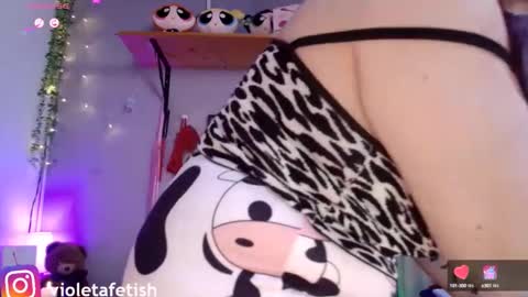 Snapshot of violettasexycam chatting on 09/25/25, 11:41 violetafetish online show from 09/25/25, 11:41