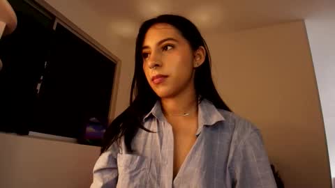 Snapshot of violettastars chatting on 09/30/25, 11:26 Violetta....Follow me in Twitter... online show from 09/30/25, 11:26