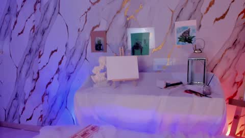 Violett Castel online show from 02/11/25, 11:01