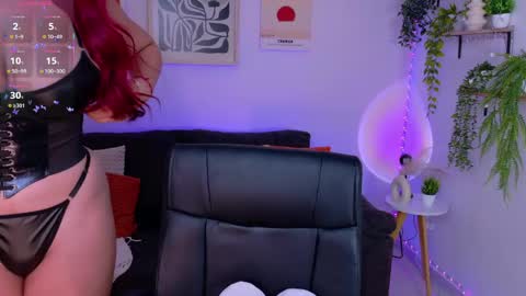 Violett Castel online show from 06/05/26, 08:25