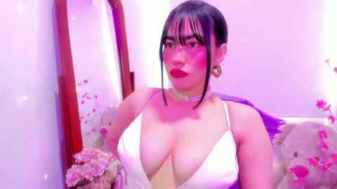violette_laurent online show from 04/28/26, 08:25