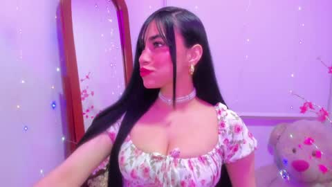 violette_laurent online show from 05/10/26, 01:44