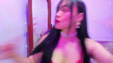 violette_laurent online show from 05/12/26, 11:46
