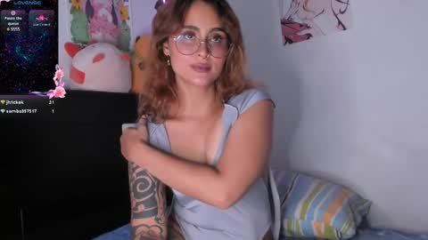 Snapshot of violetteramirez01 chatting on 02/09/25, 06:47 Violette online show from 02/09/25, 06:47