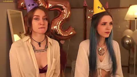 violettessa online show from 11/07/25, 02:17