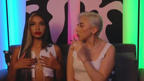 Violet online show from 02/04/25, 05:21