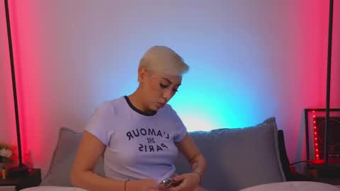 Violet online show from 02/13/25, 02:12