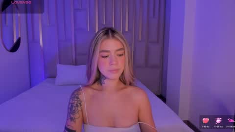 Violett  online show from 04/25/26, 10:51
