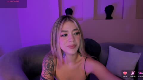 Violett  online show from 05/02/26, 10:31