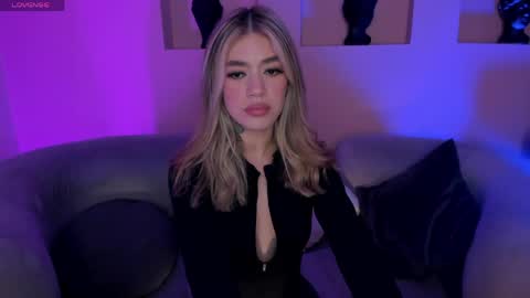 Violett  online show from 05/06/26, 10:09