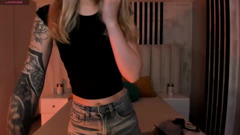 Violett  online show from 06/09/26, 09:43