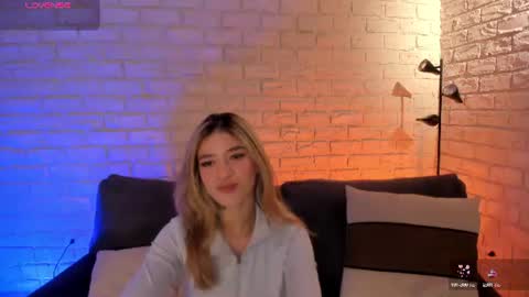 Violett  online show from 06/16/26, 10:07