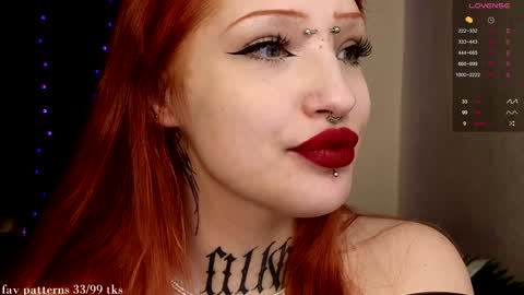 Snapshot of violetvio1ator chatting on 12/26/24, 06:52 Dommy mommy online show from 12/26/24, 06:52