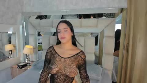 VIOLET online show from 03/18/26, 07:06