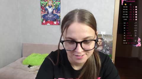 Violet online show from 09/29/25, 05:51