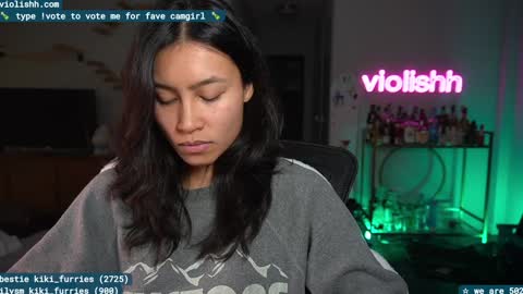 Snapshot of violishh chatting on 01/13/25, 04:18 follow me on twitter violishh and ig violishh online show from 01/13/25, 04:18