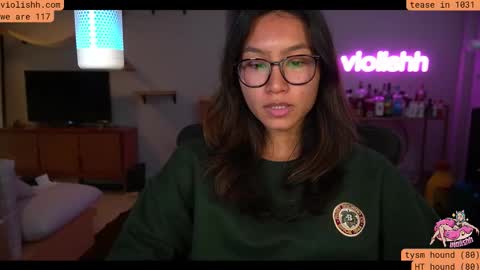 Snapshot of violishh chatting on 10/12/25, 02:32 follow me on twitter violishh and ig violishh online show from 10/12/25, 02:32