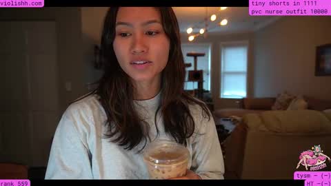 Snapshot of violishh chatting on 02/19/26, 07:54 follow me on twitter violishh and ig violishh online show from 02/19/26, 07:54