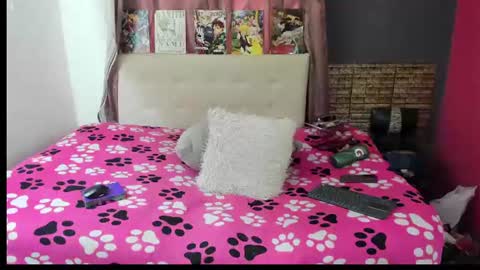 Isabella  online show from 06/23/26, 05:00