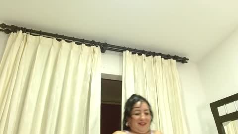 violeta online show from 02/01/25, 12:18