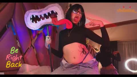 Violetta online show from 11/03/25, 06:53