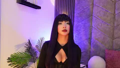 viollettebylyly online show from 06/23/26, 12:25