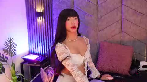 viollettebylyly online show from 06/25/26, 10:09