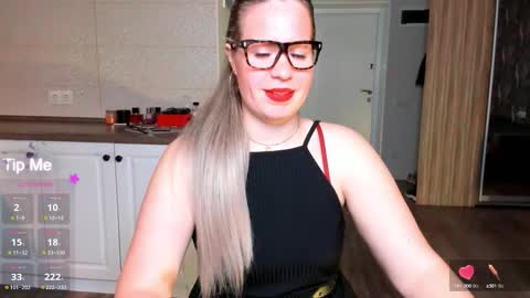  VelvettTime  online show from 10/02/25, 06:20