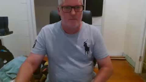 Snapshot of viper654321 chatting on 12/23/24, 07:28 viper654321 online show from 12/23/24, 07:28