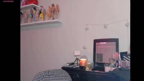 Snapshot of viperthedoll chatting on 03/17/26, 02:38 Viper online show from 03/17/26, 02:38