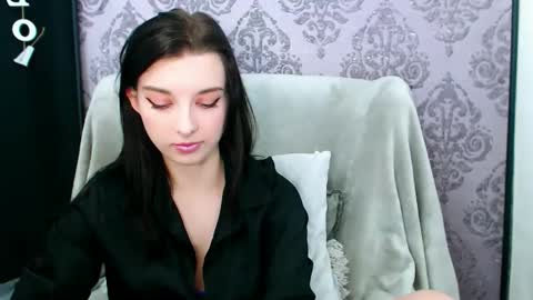 Snapshot of virgiluna chatting on 01/12/26, 08:36 VirginLuna online show from 01/12/26, 08:36