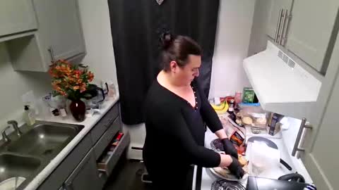 priscilla online show from 04/14/26, 12:16