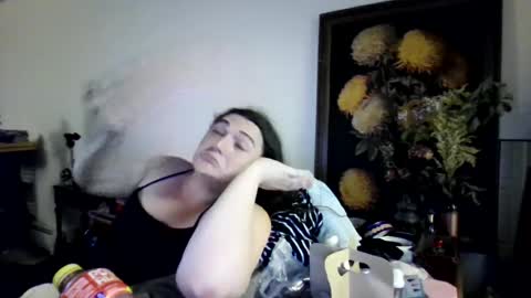 priscilla online show from 07/09/26, 07:01