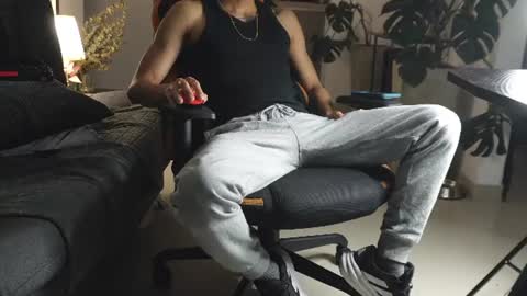 Snapshot of vito_benz chatting on 06/14/26, 03:08 VITO BENZ online show from 06/14/26, 03:08