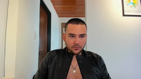 Vito Ferrer online show from 02/03/25, 12:36