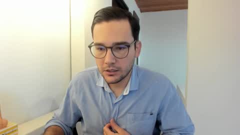 Vito Ferrer online show from 11/09/25, 11:41