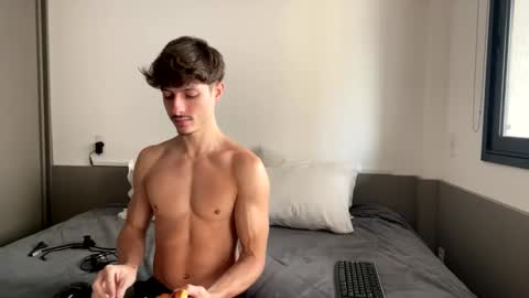 vitoraugustoxxx online show from 10/27/25, 11:47