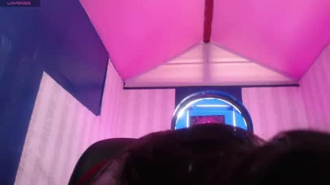 Snapshot of vitoria23_ chatting on 05/11/26, 02:01 victoria 3 online show from 05/11/26, 02:01